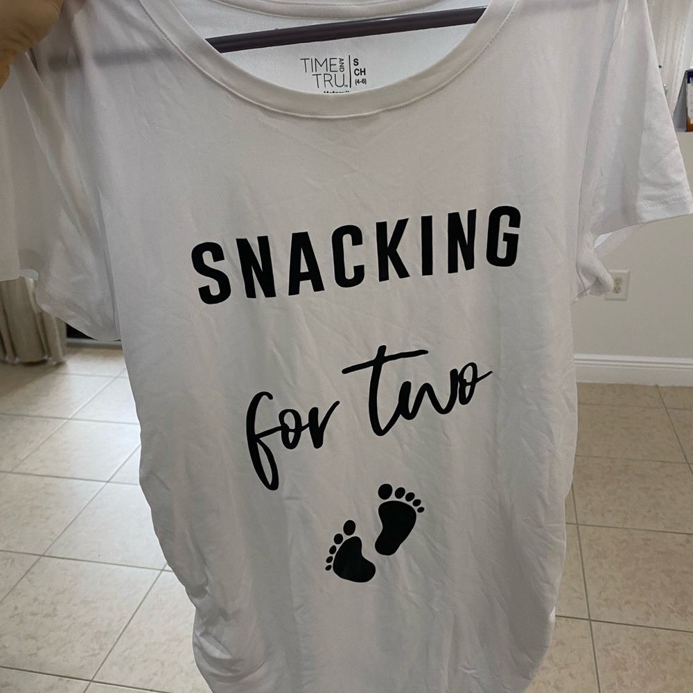 Maternity tee